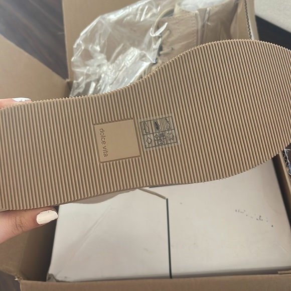 Dolce Vita Adyson Nude Boot - 8 - Picture 5 of 6